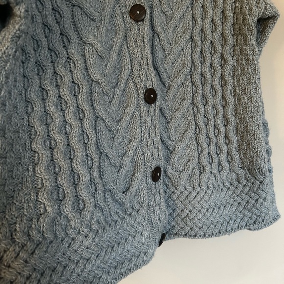 Chunky Cable-Knit Merino Wool Button Front Sweater - mist marl/light blue color - Picture 3 of 6